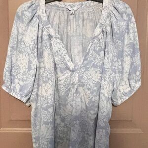 Crown & Ivy Light Blue and White Blouse
